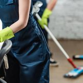 11-Mistakes-to-Avoid-Before-Hiring-a-Office-Cleaning-Company-850x425